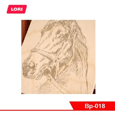 Выжигание в рамке "Лошадь"