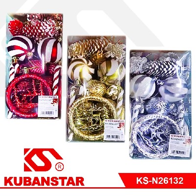 Набор елочных игрушек 30 штук в пластиковой упаковке