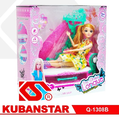 Игровой набор: кукла в кроватке с аксессуарами